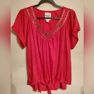 New York Laundry, Women's top, Size M, New with tags